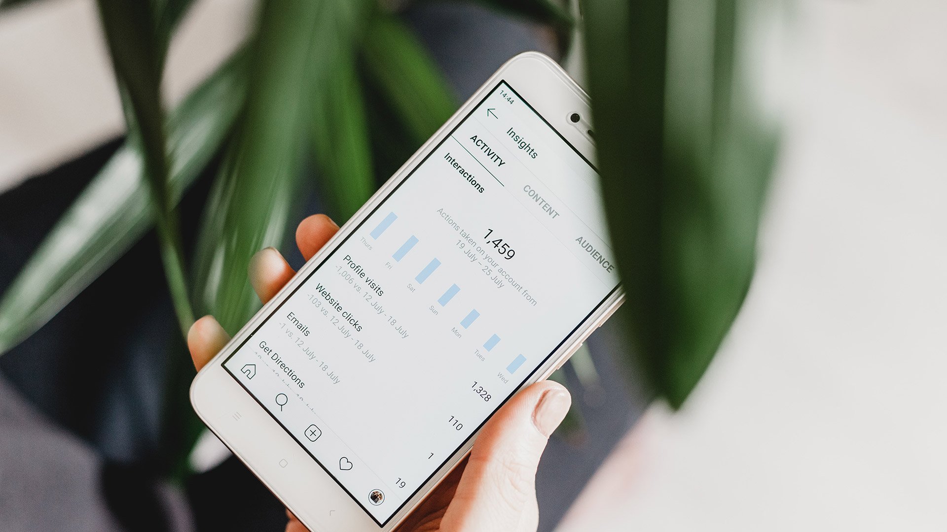 panel-100-transparency